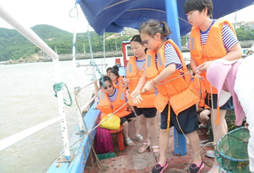 出海捕魚