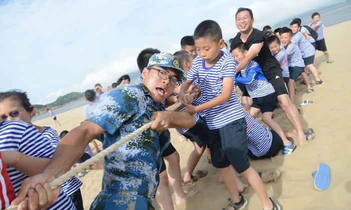 團隊拔河