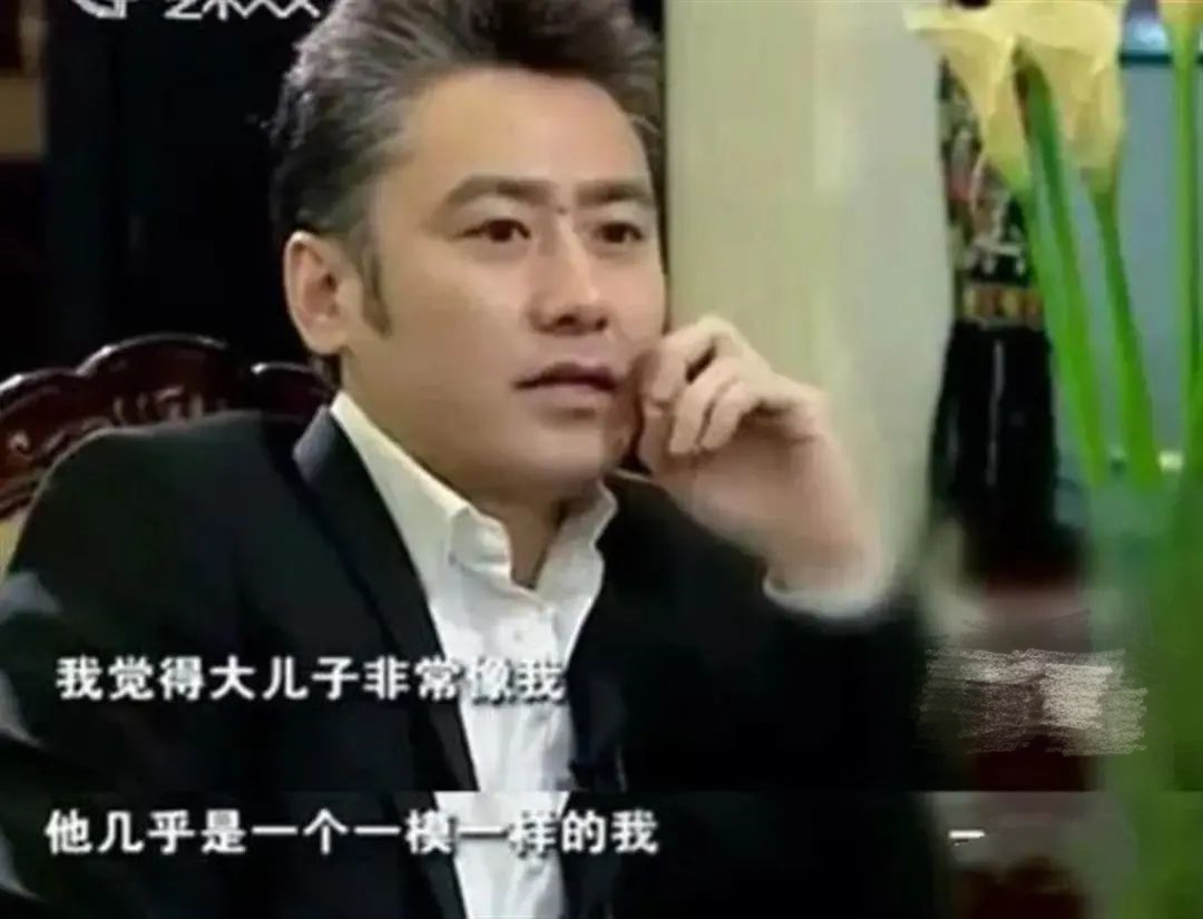 吳秀波再上熱搜，原因兒子被前女友指控，網(wǎng)友卻說：有其父必有其子