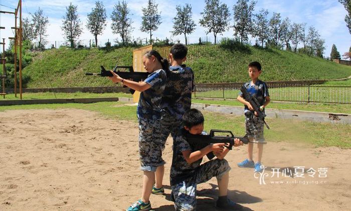 軍事拓展夏令營