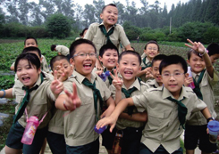 參加心智拓展夏令營激發(fā)孩子內在潛能