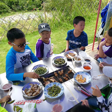 戶外拓展夏令營(yíng)帶你探秘野外