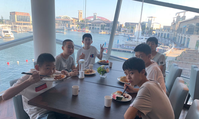 我們的午餐
