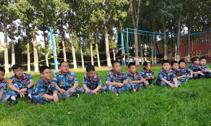 萬(wàn)寧軍事夏令營(yíng)課程特色.jpg
