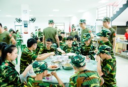 濰坊軍旅夏令營(yíng)為中學(xué)生的成長(zhǎng)打下基礎(chǔ)