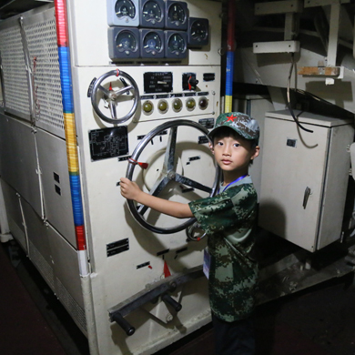 威海軍事夏令營讓孩子在這里學(xué)會感恩