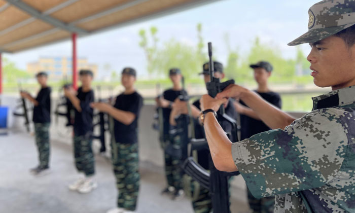 溫州軍訓(xùn)夏令營(yíng)哪家好