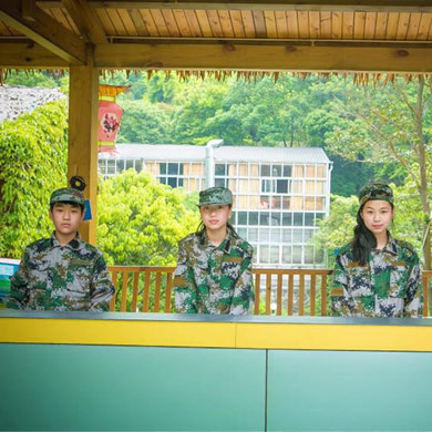 溫州軍事夏令營帶你體驗特警的生活