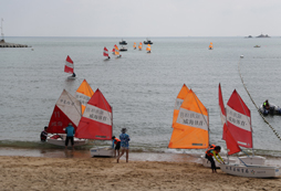 威海帆船夏令營(yíng)培養(yǎng)孩子動(dòng)手能力