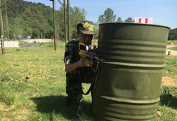 參加2024武漢軍事夏令營(yíng)感受兵營(yíng)體驗(yàn)！