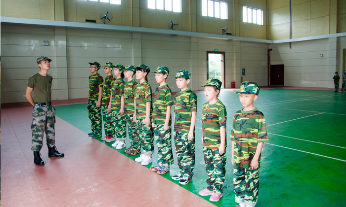 廣西桂林兒童軍訓(xùn)夏令營