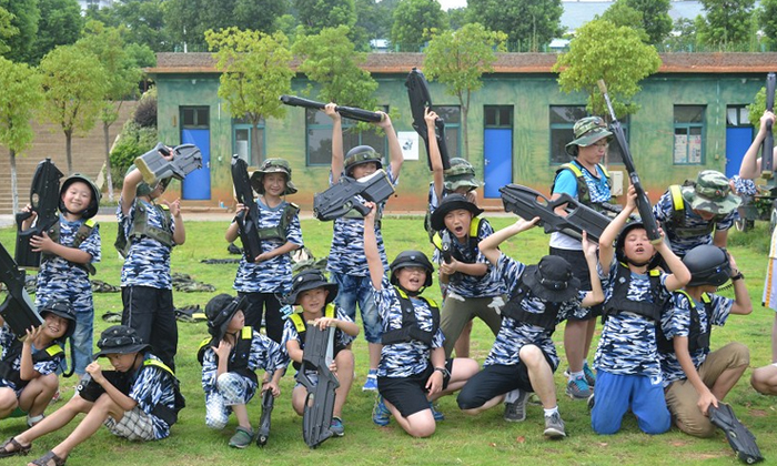 武漢軍事訓(xùn)練營價格一覽表