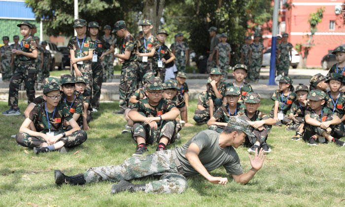 暑假武漢軍訓(xùn)夏令營(yíng)好不好