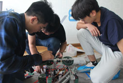 參加武漢科技夏令營給孩子好的學習氛圍