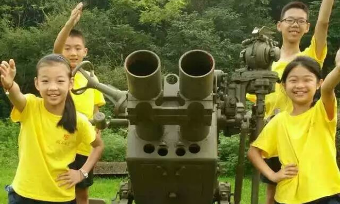 武漢軍事夏令營(yíng)
