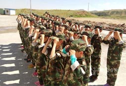 武漢軍事拓展夏令營開營第一天有什么行程安排