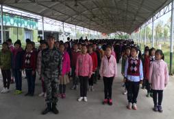 為什么選擇武漢軍事夏令營