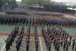 為什么要選擇武漢軍訓(xùn)夏令營