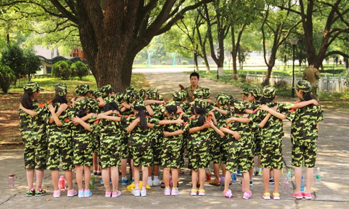 武漢軍事夏令營課程特色