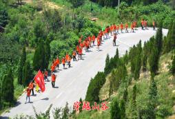  武漢研學(xué)夏令營(yíng)帶你感受古老神龍架