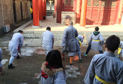 孩子參加武術(shù)夏令營(yíng)應(yīng)該做哪些準(zhǔn)備？