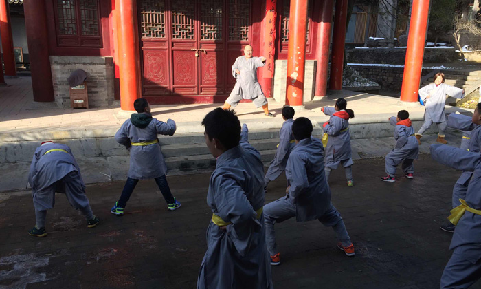 習(xí)禮明義、拜師習(xí)武.jpg