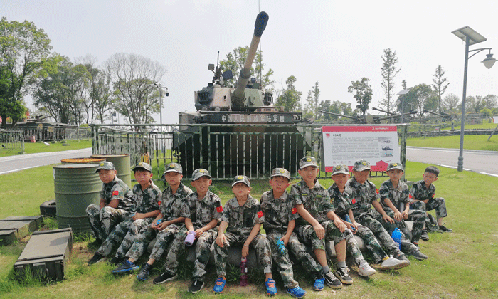 無錫軍事夏令營.gif