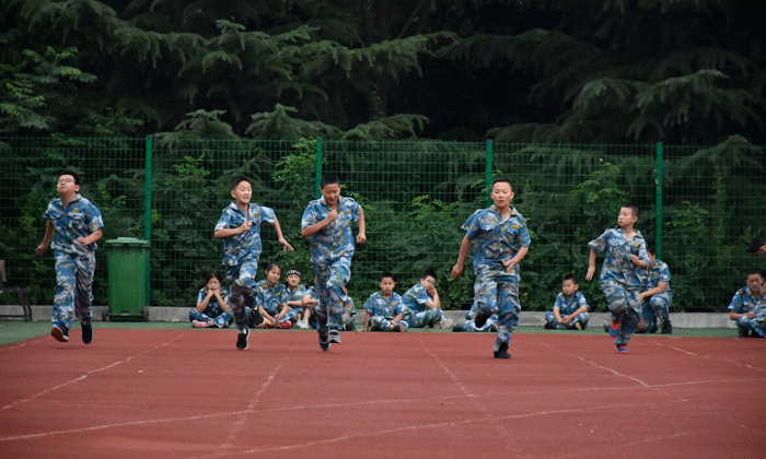 學(xué)員之間相互競(jìng)爭(zhēng)共同進(jìn)步