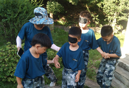 信任游戲