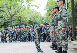 軍人禮儀