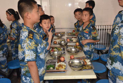 參加西安小學(xué)生軍事夏令營(yíng)去哪里好?