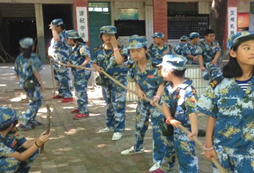 在西安青少年軍事營中收獲成長