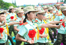 暑期上海西點(diǎn)軍事夏令營怎么樣？