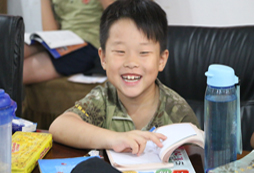 上海西點軍事夏令營明年的暑期課程該怎么預(yù)約？