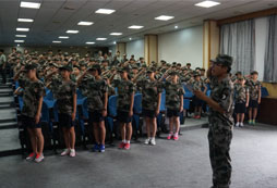 參加上海西點軍事夏令營活動的特殊意義是什么