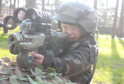 參加上海西點軍事拓展夏令營給孩子帶來的收獲