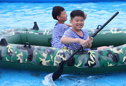 歡樂(lè)皮劃艇