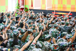參加2024未來將帥軍事夏令營鍛煉領(lǐng)袖氣質(zhì)!