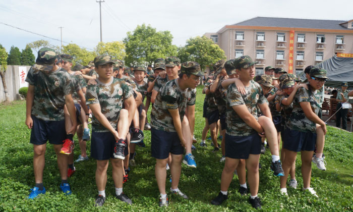 上海西點(diǎn)第三期軍事夏令營