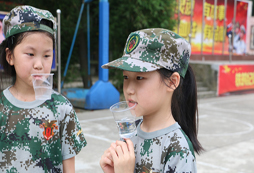 上海西點(diǎn)吃苦夏令營(yíng)的報(bào)名費(fèi)大概是多少