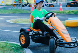 無(wú)動(dòng)力卡車