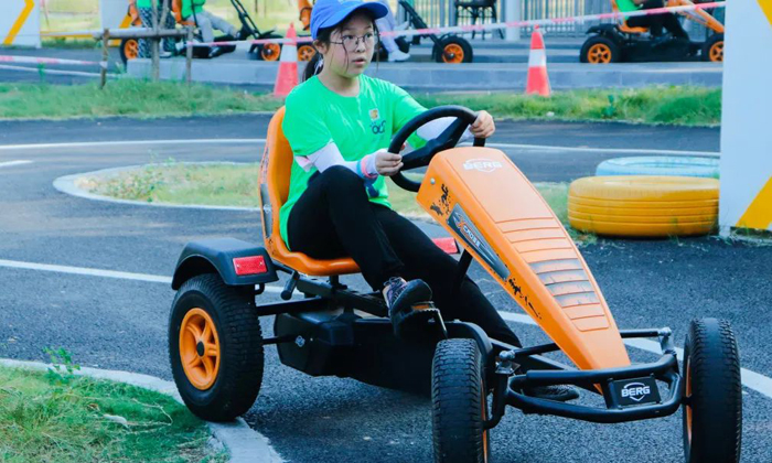 無動力卡車