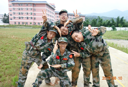 廈門暑期軍事夏令營(yíng)課程的八大特色？