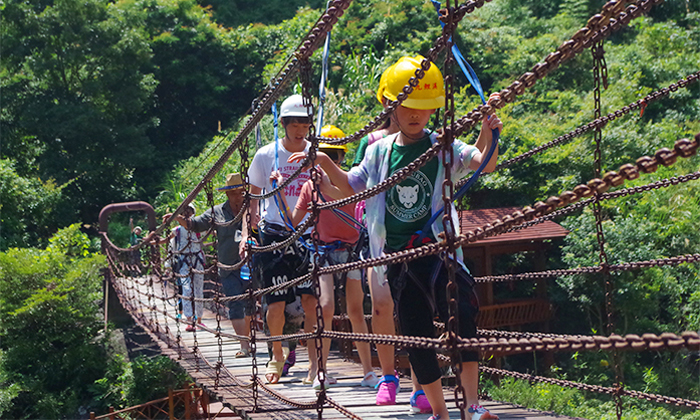 青少年參加廈門軍事夏令營的收獲.jpg