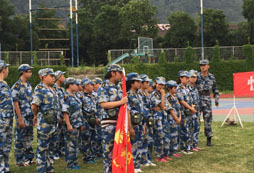 西安軍事夏令營暑期拓展