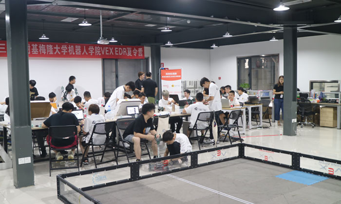 12歲的男孩子去西安哪個(gè)夏令營(yíng)好