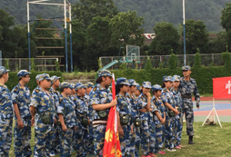 暑假該怎樣選擇夏令營活動(dòng)？