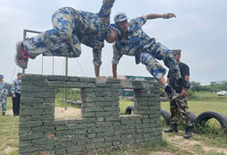 襄陽軍事夏令營幫孩子提高自立