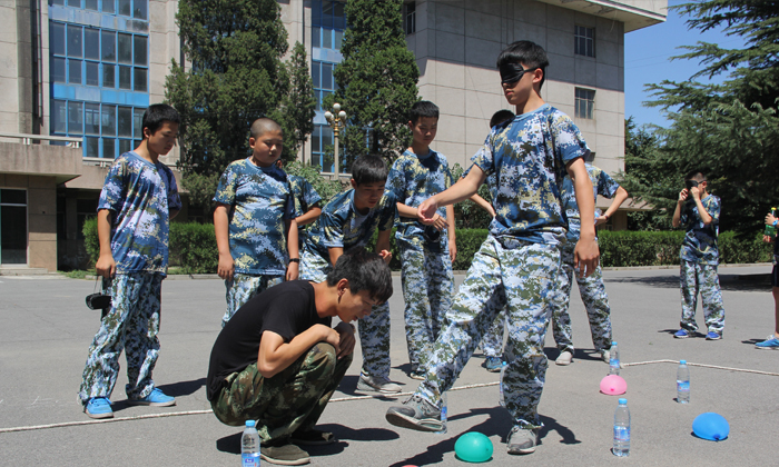 咸寧14天軍事夏令營(yíng)有那些活動(dòng)？