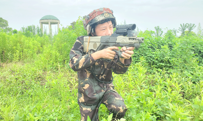咸寧軍事夏令營.gif